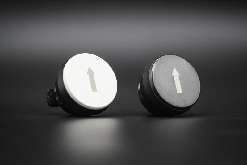 Marcatura Laser Su Plastica Con MOPA Laser